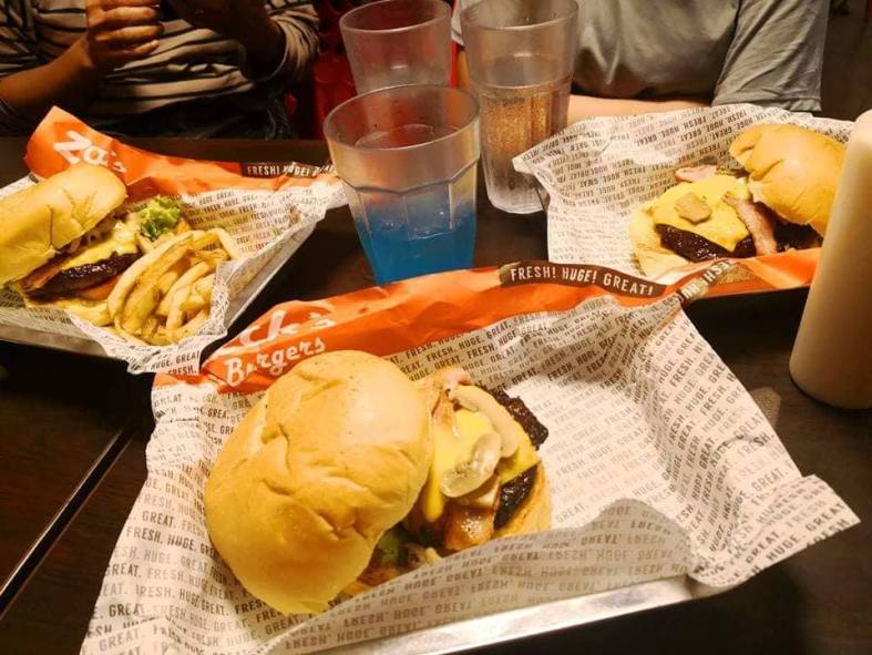 42276255_2216020478674913_7549255185726439424_n